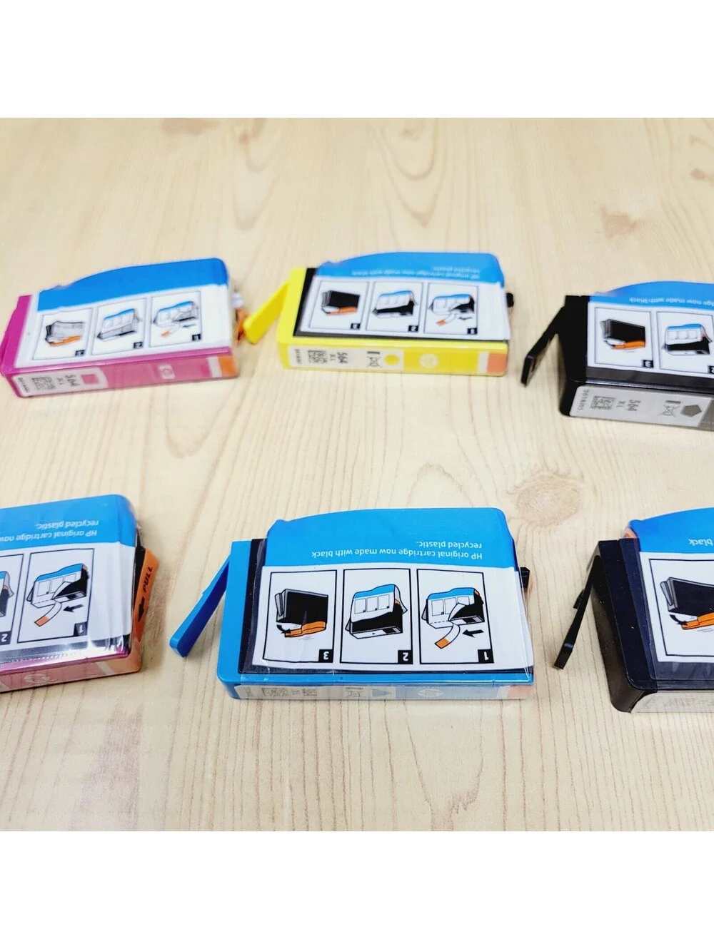 Lot of 6 HP 564 Ink (2 Black 2 Magenta 1 Cyan 1 Yellow) Warranty Expired